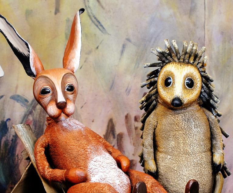 Hase und Igel - Moussong Theater mit Figuren